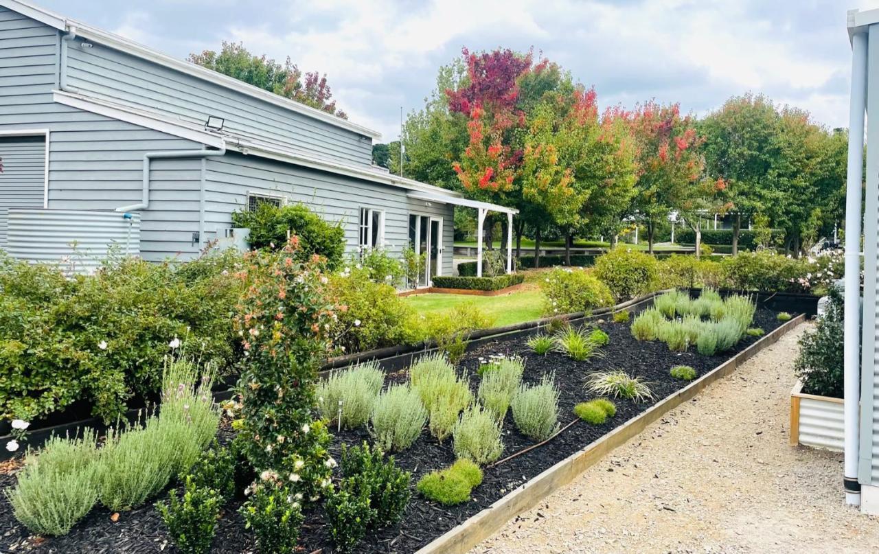 Farm Stay Maple Cottage At Wilindi Estate Tyabb Eksteriør bilde